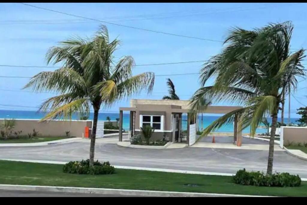 Natty'S Cozy Beach House In Hanover Jamaica Lucea Luaran gambar