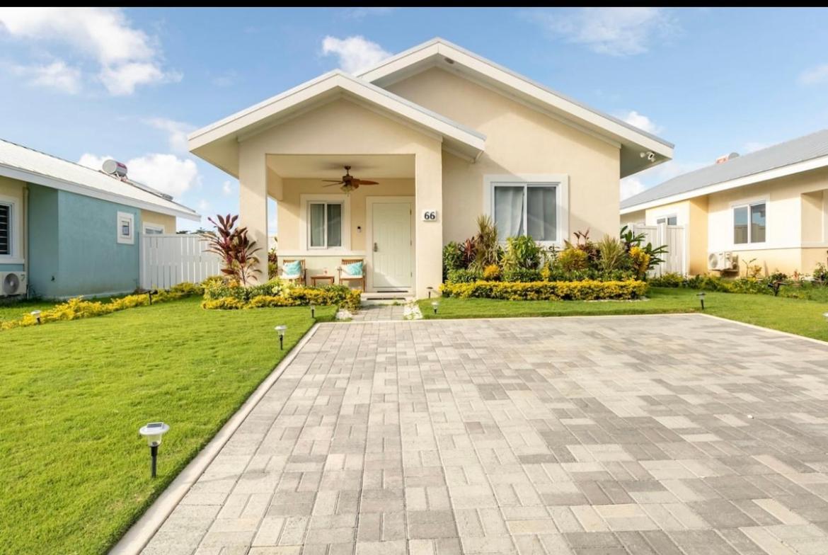 Natty'S Cozy Beach House In Hanover Jamaica Lucea Luaran gambar